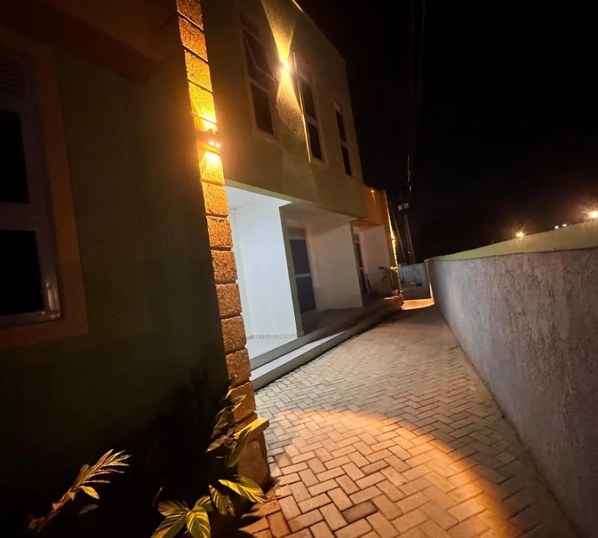 Fatisa Private Homes Kampala Lägenhet